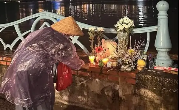 VỤ LẬT TÀU TRÊN VỊNH HẠ LONG: TÌM THẤY THITHE BÉ TRAI GẦN ĐẢO TI TỐP TRƯỚC KHI BÃO SỐ 3 WIPHA ĐỔ BỘ❗️