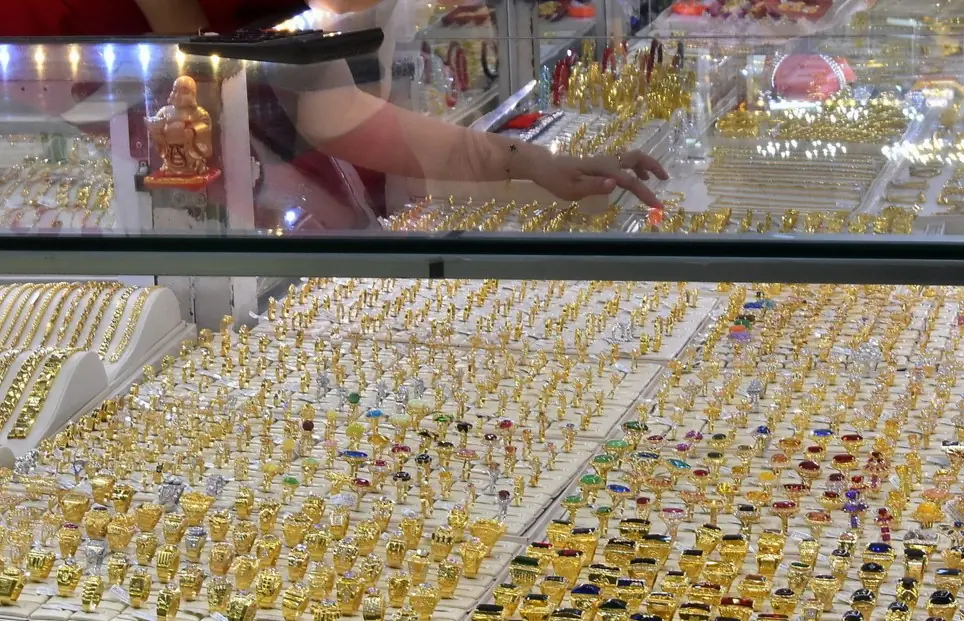 Giá vàng hôm nay, 30-7: Bật tăng trở lại