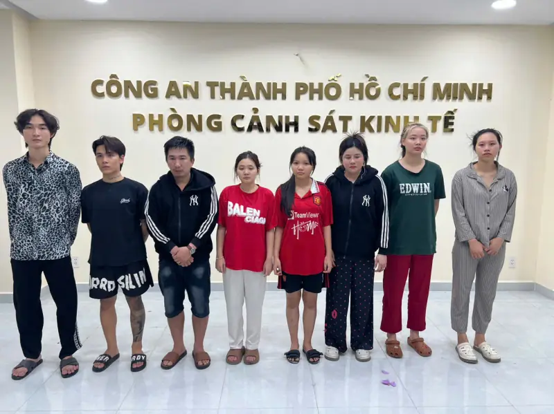 TP.HCM: Quán bar phố Tây "phù phép" bóng cười thành cocktail, thu lợi bất chính hàng trăm tỷ đồng