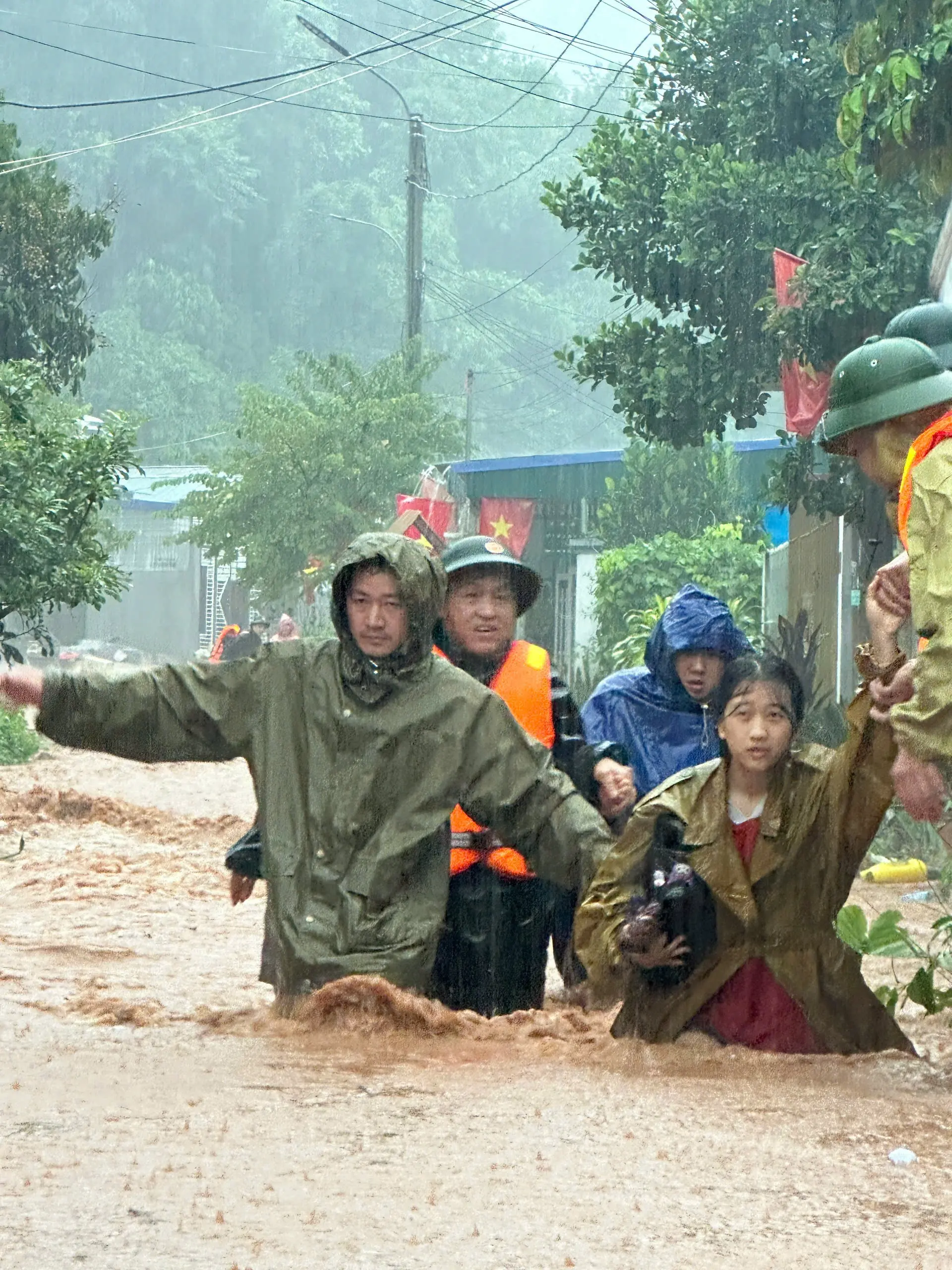 Điện Biên: 19 người chết, mất tích và bị thương do mưa lũ, sạt lở nghiêm trọng