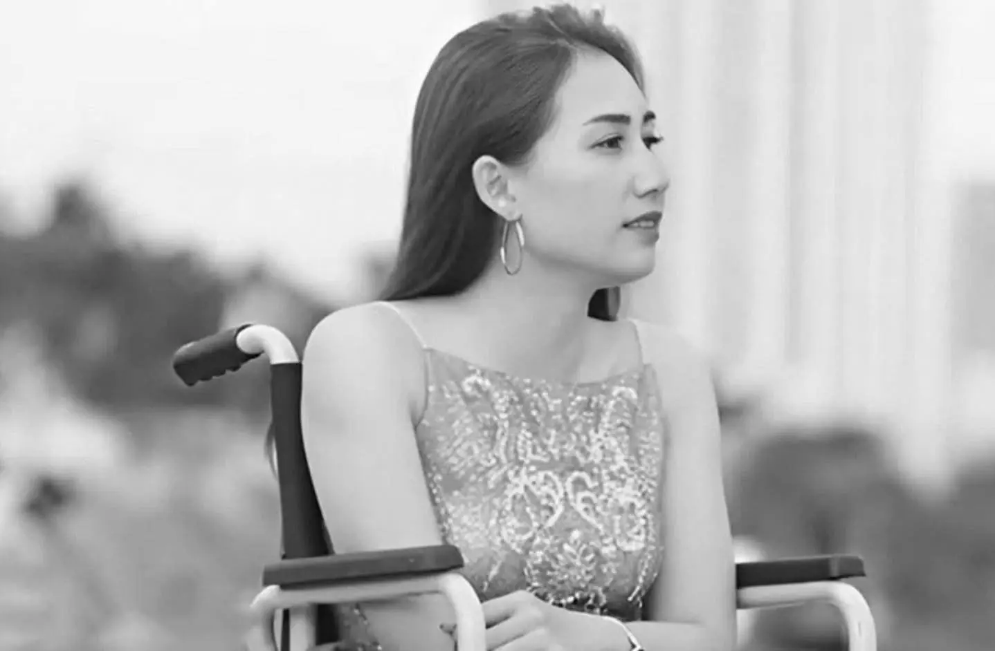 Diễn viên Hiền Hạnh đột ngột qua đời ở tuổi 38 sau hơn 1 tiếng sinh con: "Con gái vừa chào đời vẫn chưa kịp nhìn mặt mẹ"